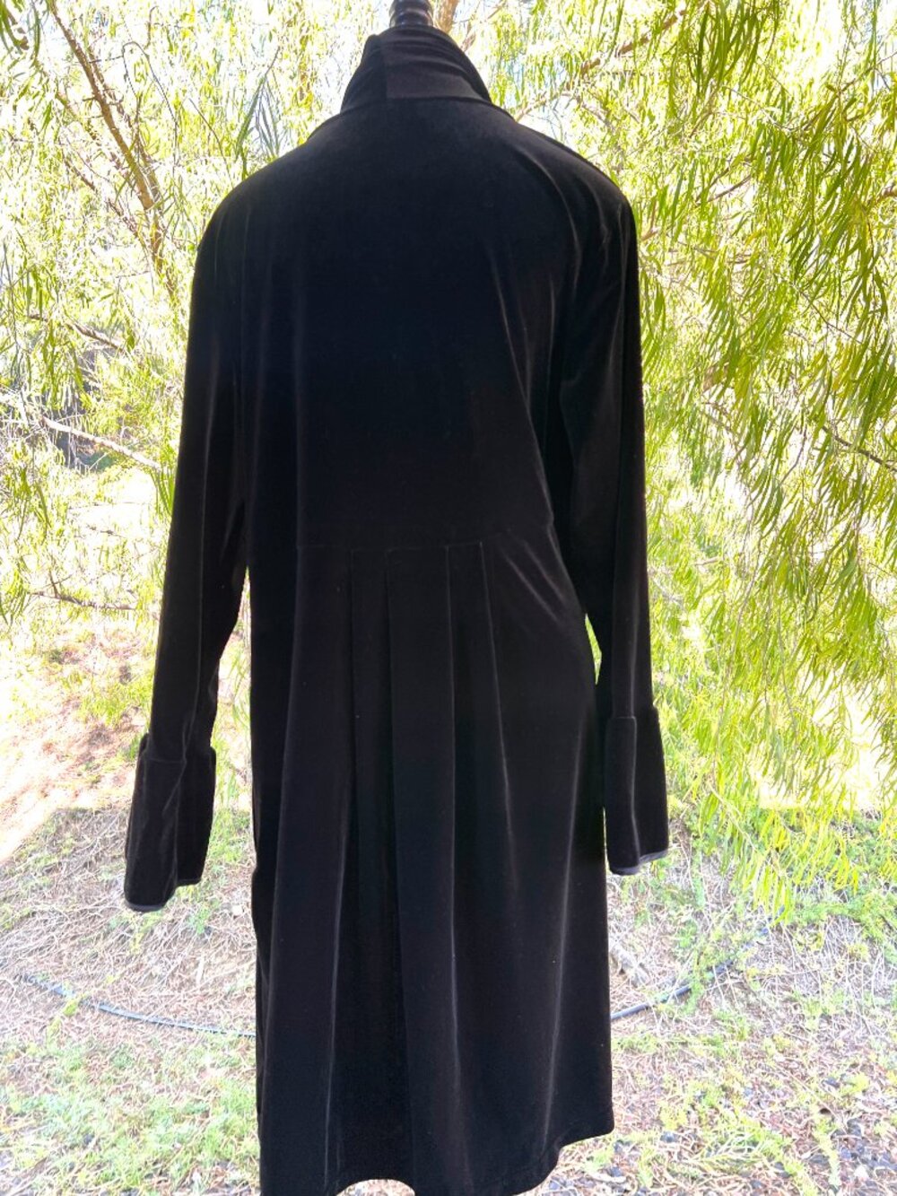 Soma Intimates Black Velvet Robe - Wrap Around - Flared Sleeves - Size Large - Picture 5 of 13